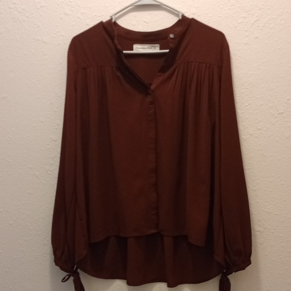 Abercrombie & Fitch Rich Brown With Red Undertones Long Sleeve Buttoned Blouse